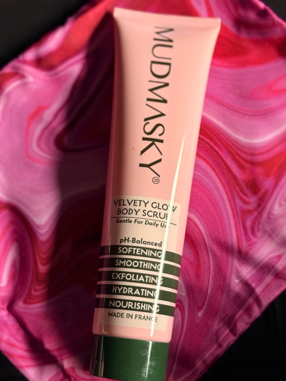 MUDMASKY Velvety Glow Body Scrub -
